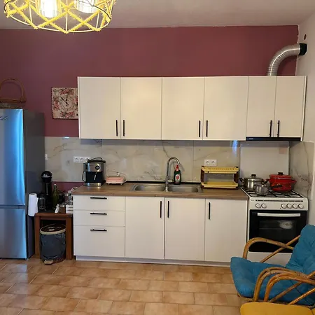 Villaralli * Vrasná